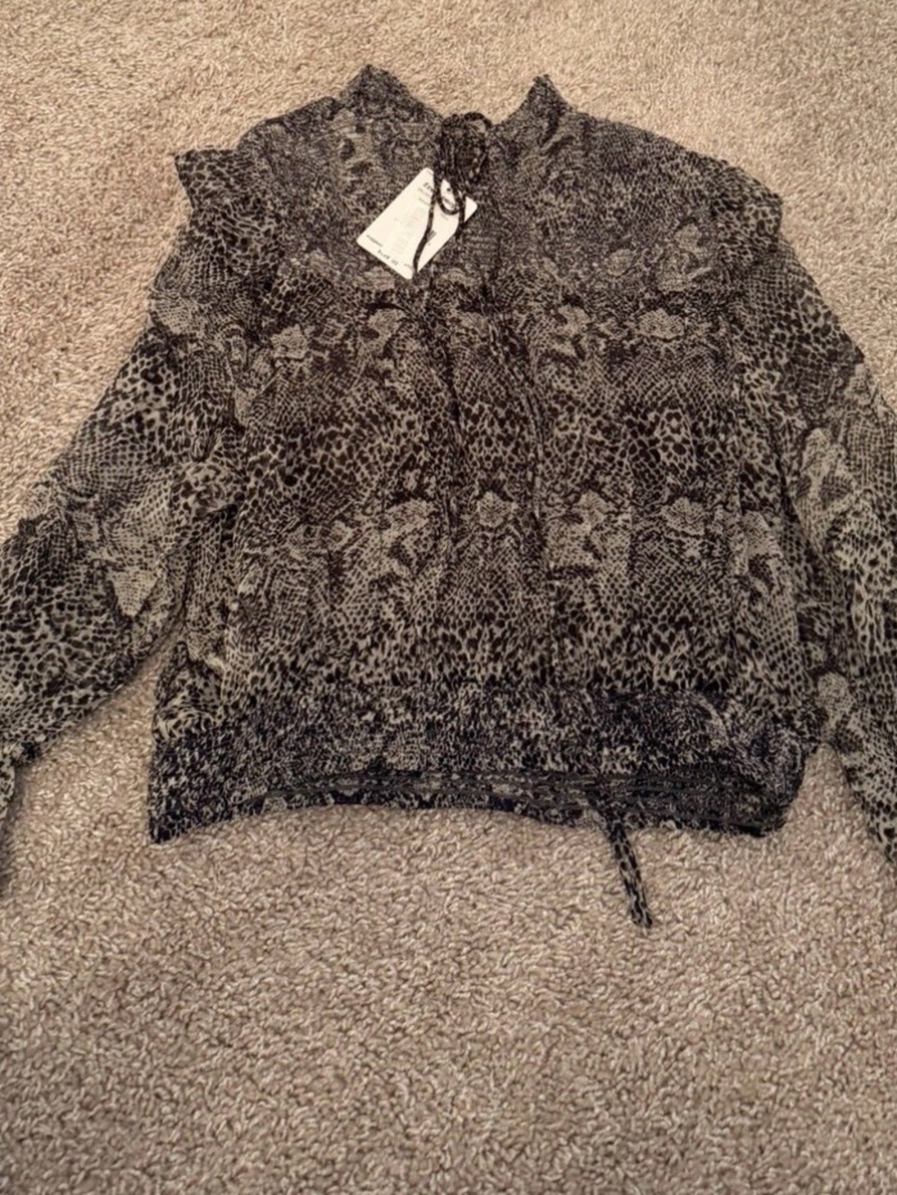 NWT Free People Sheer Snake-Print High-Neck Blouse in Black and Cream Size Small - Picture 3 of 5